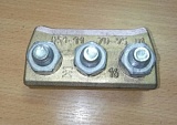 КС-051 Зажим средней анкеровки контактного провода